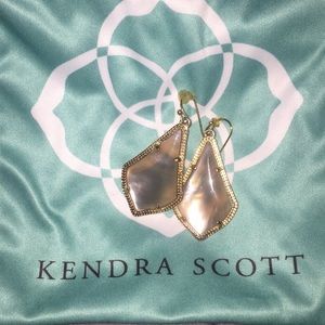 Kendra Scott Earrings!